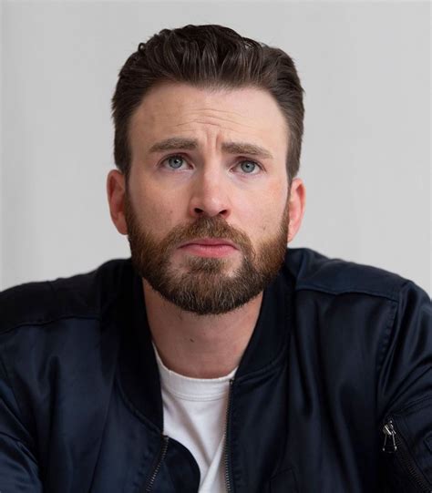 Christopher robert evans (born june 13, 1981) is an american actor, best known for his role as captain america in the marvel cinematic universe (mcu) series of films. More: Chris Evans at the @knivesout L.A. Press Conference ...
