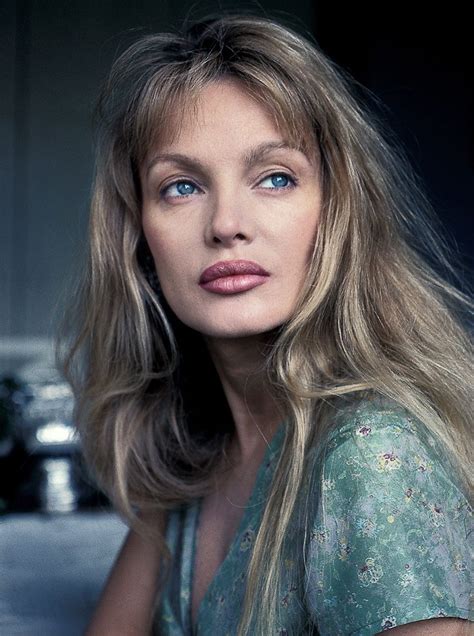 Arielle dombasle jeune femme connue coluche actrice française actrice belle chanteurs français belles actrices portrait femme laura lee. Arielle Dombasle "Iin Paradisium" (Gabriel Fauré (avec ...