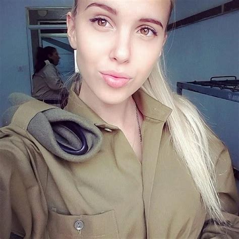 Práce v velkém meziříčí veľké rovné, veľké rovné (bytča). Sexy blond kost v izraelské armádě - agresori.com