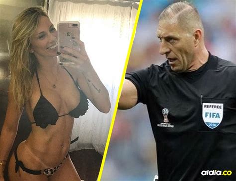 El argentino de 46 años foto de portada: La deslumbrante esposa del árbitro que dirigía la final ...