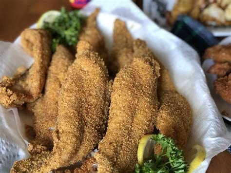 It offers a crunchy texture without a greasy taste. What Sides Are Usually Served With Fried Catfish : A ...