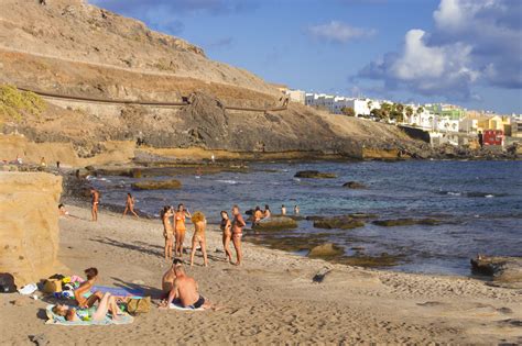 Das h10 tenerife playa ist ein 4 sterne hotel, welches mit einem guten service und einer wunderschönen. nudist | Car Hire Gran Canaria