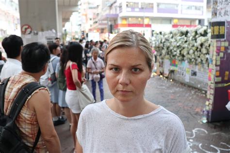 Jul 05, 2021 · som nærstående regnes ektefelle, samboer, kjæreste, barn, søsken, foreldre, besteforeldre, svigerforeldre eller andre personen har en nær personlig tilknytning til. Guri Melby ~ news word