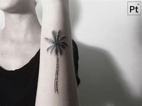 An angular tattoo is probably one of the least regretful things to get emblazoned on your body. Illustrative and Geometric Black and Gray Tattoos by Pablo Torre