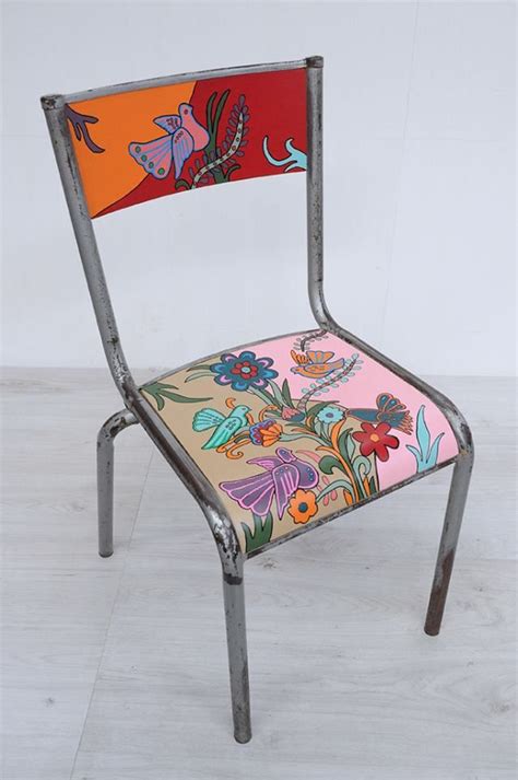 Chaise saulaie paris, maison de décoration et d'agencement haut de gamme propose depuis plus de 20 ans des chaises à l'élégance intemporelle vous souhaitez une chaise plus moderne ? Première d'une série de 4 sur base de chaises d'école par ...