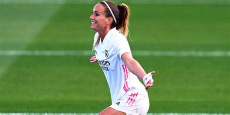 Nicknamed kosse and known as the queen by real madrid fans, asllani is a proficient striker , possessing great speed and technique in her game. Kosovare Asllani la première star du Real Madrid féminin