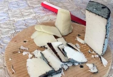 We would like to show you a description here but the site won't allow us. El queso más caro del mundo está hecho de leche de ...