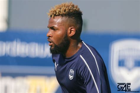 € * 7 ağu 1996, moanda, gabon Le but d'Aaron Boupendza avec le Gabon en vidéo | Girondins4Ever