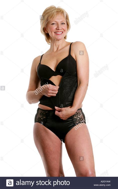 Full body lycra spandex zentai costume shiny metallic blue catsuit size s~xxl. Zuversichtlich Reife Frau im Body Sculpting Unterwäsche ...