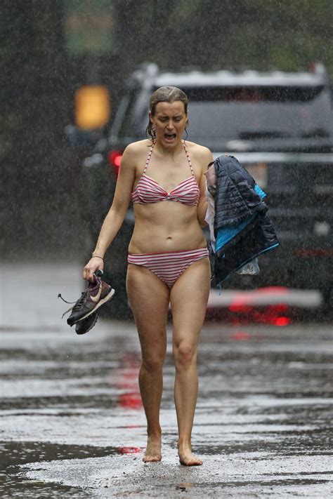 Dm your pics if you would like a shoutout. Taylor Schilling Wearing A Bikini In Hawaii - Celebzz ...