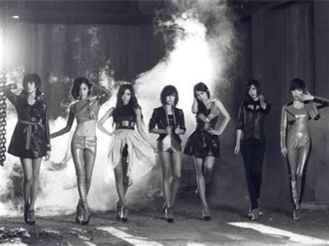 Like many of their tracks, the chorus is simple enough to be. t-ara (9).jpg อัลบั้ม T-ara sexy love ของ is_song รูปที่ 13