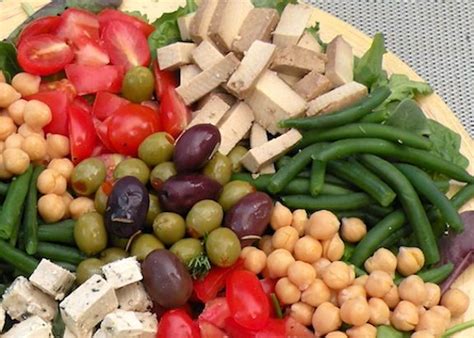 It's certainly possible to cobble together a meal with all the sides, but cooking a beautiful, bountiful vegetarian or vegan main course can make the day even more special for those not. Best Vegan Thanksgiving Main Dish Recipes | Thanksgiving main dish recipes, Main dish recipes