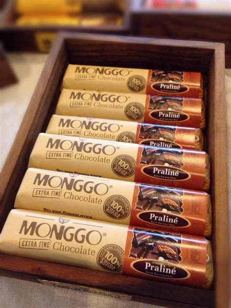 Manisnya martabak coklat+pisang ini masih kalah manisnya tatapanmu. 18+ Gambar Coklat Monggo Jogja - Richa Gambar