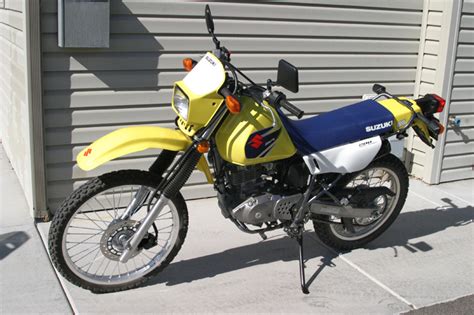 This motorcycle is street legal and has 9000 miles. 2005 Suzuki DR200SE - Moto.ZombDrive.COM