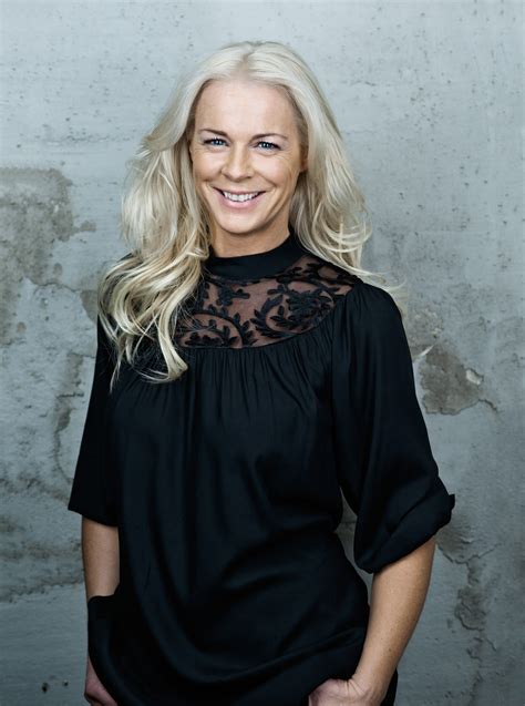 Digitalt sänder vi musikprogram dygnet runt, i fm finns även program. Mezzosopranen Malena Ernman - P2 Sveriges Radio