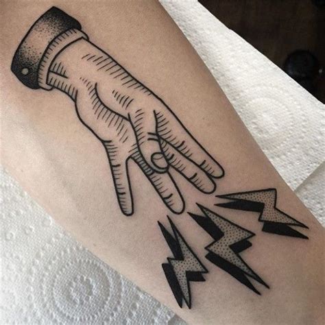 Usually, henna tattoo lasts 2 to 3 weeks but they look. Henna Tattoo Eugene Is So Famous, But Why? | Bioshock ...