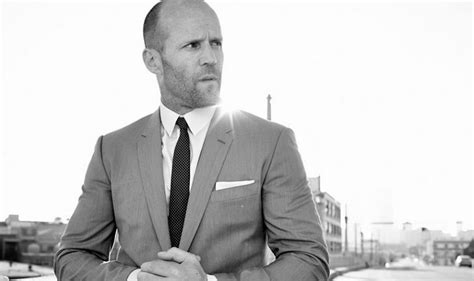 Neben peter alexander, theo lingen und martin held mit. Ist Jason Statham verheiratet oder hat er eine Freundin?