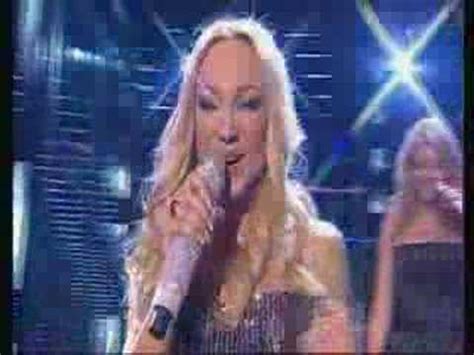 Emcoo taking the fight is the life of a hero. Charlotte Perrelli - Hero - YouTube