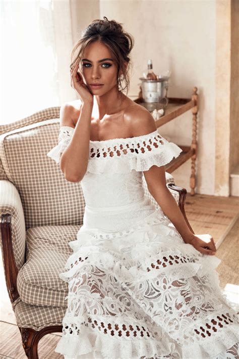 With a combination of laces, spectacular luminous satin. Grace Loves Lace 2018 ICON Collection | ElegantWedding.ca