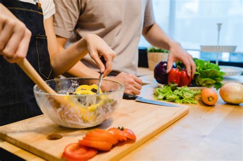 Privilégiez le bois issu de forêts gérées durablement et n. Comment manger sainement : conseils pour une alimentation équilibrée