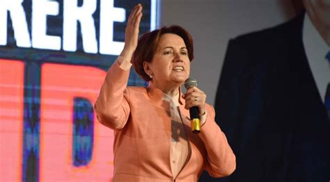 Mhp genel başkanlığı'na adaylığını koyan meral akşener, siyasi hayatı boyunca birçok liderin yanında boy gösterdi. Unutanlara kısa bir hatırlatma: Meral Akşener'i nasıl ...