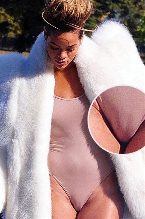 Funny camel toe | vlogmas day 10. Top Celebrity Camel Toe | Big Trending