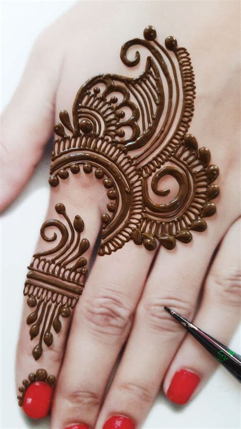 See photos, profile pictures and albums from mehndi ki designs. Mehndi Ki Dejain Photo Zoomphoto / Download mehndi images ...