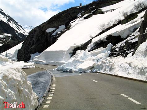 (sda) ⋅ die winterpause ist für einen weiteren urner alpenpass zu ende gegangen. Urner Alpenpässe Öffnungstermin Furka Gotthard Klausen ...