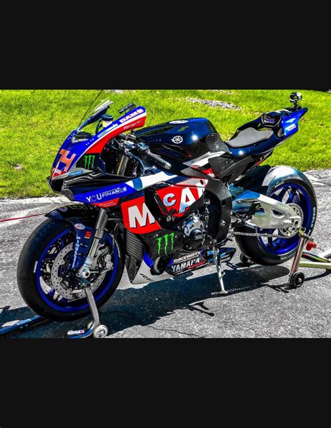 In spite of having so much performance, this bike, i. Painted Race Fairings Yamaha R1 2020 - 2021 - MXPCRV12669