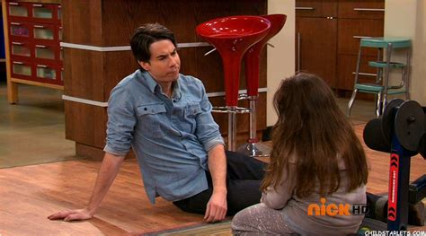 Icarly alum jennette mccurdy confirmed she has quit acting and admitted she's 'embarrassed' by her 'cheesy' work starring in the nickelodeon sitcom. Miranda Cosgrove / Jennette McCurdy - Nickelodeon's "iGo One Direction" Images/Pictures ...