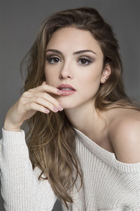 Isabelle drummond expôs seu lado mulherão para um ensaio no qual seus cabelos são a grande estrela. Isabelle Drummond se prepara para viver Heloisa na ...