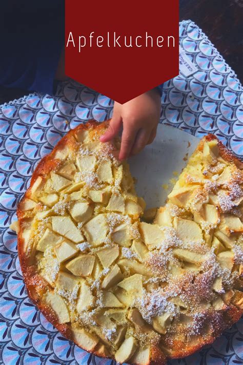 Bereits eingeschränkt unser rezept für eine waldbeerentorte mit quark wird ihnen sehr gut schmecken und eignet sich besonders gut als eine geburtstagstorte. Ruckzuck-Apfelkuchen - ein leckerer Herbstkuchen | Herbst ...