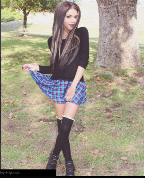 All galleries and links are provided by 3rd parties. socks, teala dunn, knee high socks, fall outfits, plaid ...