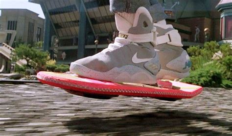 Find great deals on ebay for back to the future hoverboard. Lexus crée l'Hoverboard, le skate de Retour vers le futur