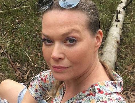 Tamara arciuch, primo voto szyc (ur. Tamara Arciuch opala się na wakacjach. Czy ma na sobie ...