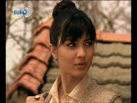 Asi (dizi) senarist sebnem çitak gul dirican oyuncular tuba büyüküstün (asi) murat yıldırım (demir) selma ergeç (defne) çetin. tuba Büyüküstün,asi,ıhlamurlar altında,cemberimde gül oya ...