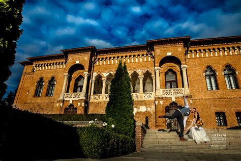 Mogoșoaia palace is situated about 10 kilometres from bucharest, romania. Sedinta Foto Palatul Mogosoaia - Diana & Felix - Fotograf ...