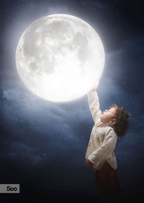 Sejam bem vindos à cancerians, aqui você encontra todo o tipo de post relacionado ao signo de câncer. Touch the moon | Beautiful moon images, Beautiful moon ...