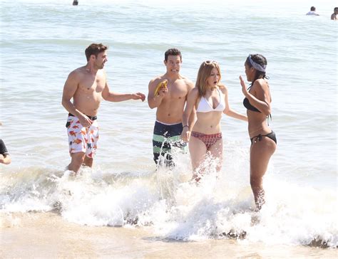 In sam & cat , she reprised her roles as sam puckett and sam's twin sister melanie from icarly. JENNETTE MCCURDY in Bikini with Friends at a Beach in ...