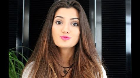 Vanessa ferrari (orzinuovi, 10 novembre 1990) è una ginnasta italiana, campionessa del mondo nel 2006 e campionessa europea nel 2007. Maquiagem Natural Perfeita por Marina Ferrari - YouTube