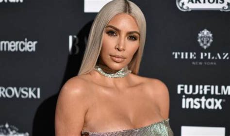 Hollywood, has been downloaded 45 million times, and generates almost 40% of her annual income. Kim Kardashian Age - Kim Kardashian Kim Kardashian Photos ...