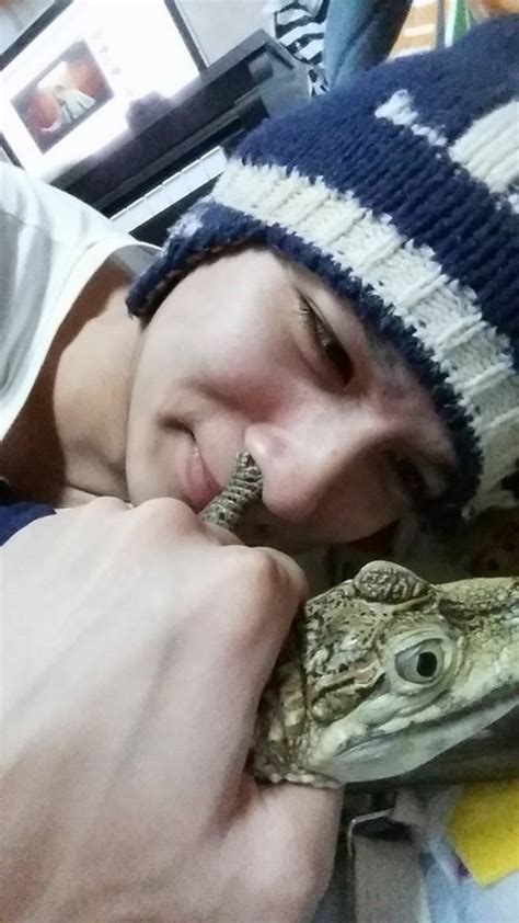 ล่าสุด แน็ก ชาลี ก็ได้เคลื่อนไหวข้อความผ่านทางอินสตาแกรม @charliepotjes ถึงประเด็นดังกล่าวเป็นครั้งแรกพร้อมแท็กไปหาฝ่ายหญิงว่า. อัลบั้มภาพ แน็ก ชาลี กับสัตว์โลกแสนรัก เลี้ยงทุกสิ่งอย่าง ...