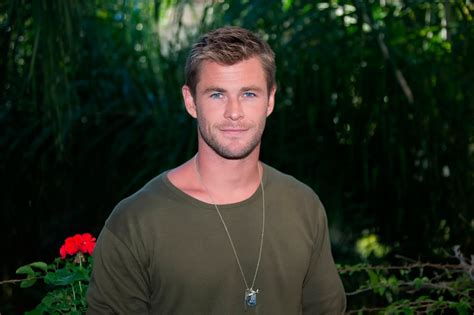 Decrease your food prep time and increase your efficiency with the ergonomically designed forever sharp knives. Chris Hemsworth in Ca$h, 2009 | Celebrity pictures