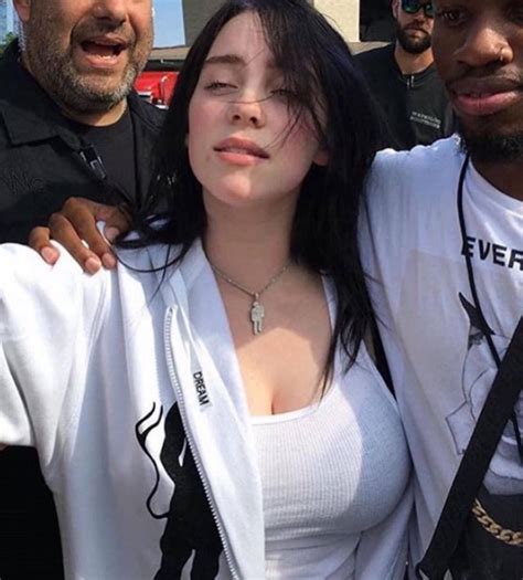 She walked out wearing a tank top and her outfit showed off her. Pervert Tries to Sexualize Billie Eilish, Twitter Takes ...