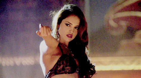 Eiza gonzález as santánico pandemonium in 2x10 of from dusk till dawn. eiza gonzalez on Tumblr