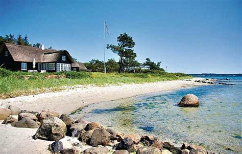 Eine gemütlichen domäne mit direktem zugang zum meer und zum wanderweg. Ferienhaus Dänemark direkt am Meer | Maritimer Wohnen