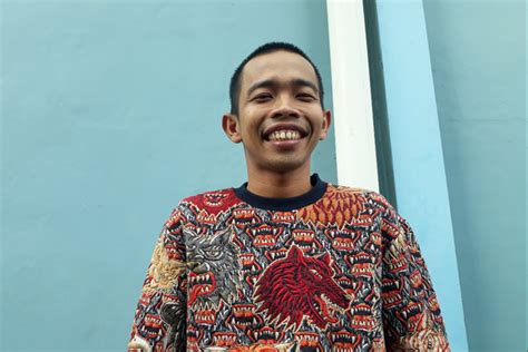 Dede sunandar menceritakan kisah masa lalunya yang pahit. Muncul di OVJ, Dede Sunandar Buat Iri Rekan Kerja hingga ...