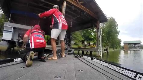 A great way to check out watts bar lake is to rent a boat. Skipping Boat Docks Watts Bar Lake - YouTube