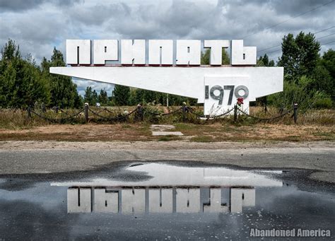 Journey across chernobyl exclusion zone. Pripyat Sign, Chernobyl Exclusion Zone, 34th Anniversary of the Disaster OC [1000 x 720 ...