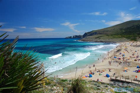 Wenn sie also urlaub in spanien am meer suchen, haben sie in cádiz fast immer sonnengarantie und mit unserem hotel das meer stets. Stranden Mallorca - Bilder från Spanien - Reser.se